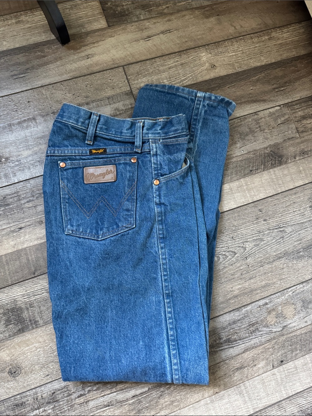 Wrangler Relaxed Fit Women’s Blue Denim Jeans